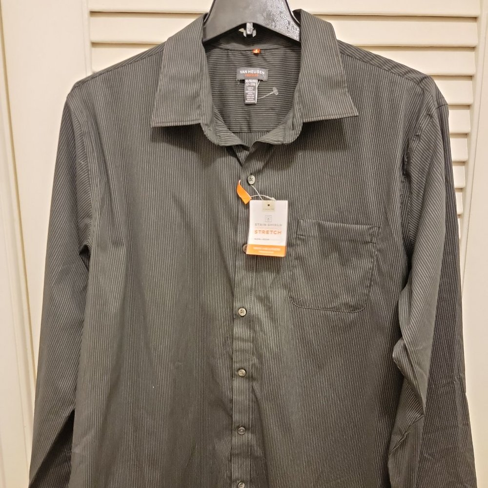 Van Heusen Men's Black Striped Long Sleeve Button Down Non-Iron Shirt Size XL